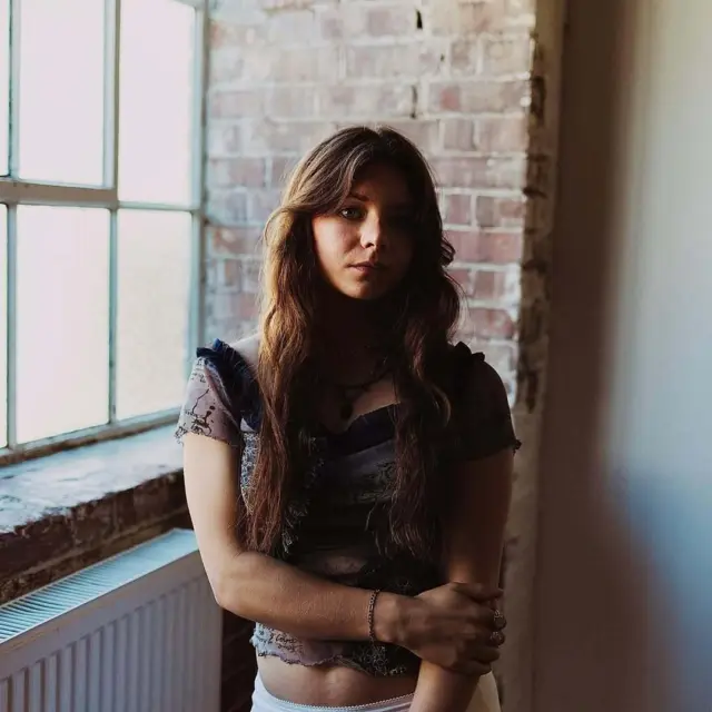✨ Support announcement ✨ Bailey Lanes ✨ 

Gemma Rogers @gemma_rogers_music_ + special guest Bailey Lanes @baileylanesofficial  play at The Folklore Rooms @thefolklorerooms #Brighton on Thursday 12th June.

Pianist, poetic storyteller and producer Bailey Lanes delves into her own experiences to provide vivid musical narratives with influences of the 90's Trip Hop scene. Organic sounds meld with pads and reverbs as layered vocals create an ethereal intimacy.
"Punky and danceable... Gemma Rogers packs a whole 21st-century kitchen sink drama into her tracks..."

Gemma is writing for her second album. Working with producers EAMES, Gareth Ashton (The Verve, Rolling Stones, Tina Turner) and Mike Tournier (of dance legends Fluke), Gemma has developed a more immediate sound to carry her snapshot lyrical styling, which delivers provocative personal and political convictions in an emotionally direct and often humorous way.

“AWESOME” ~ Loud Women
“Gemma pulls no punches” ~ Steve Lamacq – 6 Music
“Invigoratingly Angry” ~ Juno reviews
“Early PIL-like industrial vibe” ~ God is in the TV
“Cool as f**k” ~ Louder Than War
“With punk strumming, and a dancing drum machine, Gemma Rogers’ The Great Escape (EP), ponders the possibility of Ferris Bueller-like memories that “we can live forever in.” ~ Ban Ban Ton Ton

Doors 7.30pm / Start 8.00pm
£14 + booking fee in advance / £18 on the door
Seated
Age restrictions: +18

Tickets link in bio and further info available here:
https://bit.ly/MeltingVinylTickets
@meltingvinylbrighton

.
.
.

#dancefunkpunk #brightonmusicscene #gemmarogers